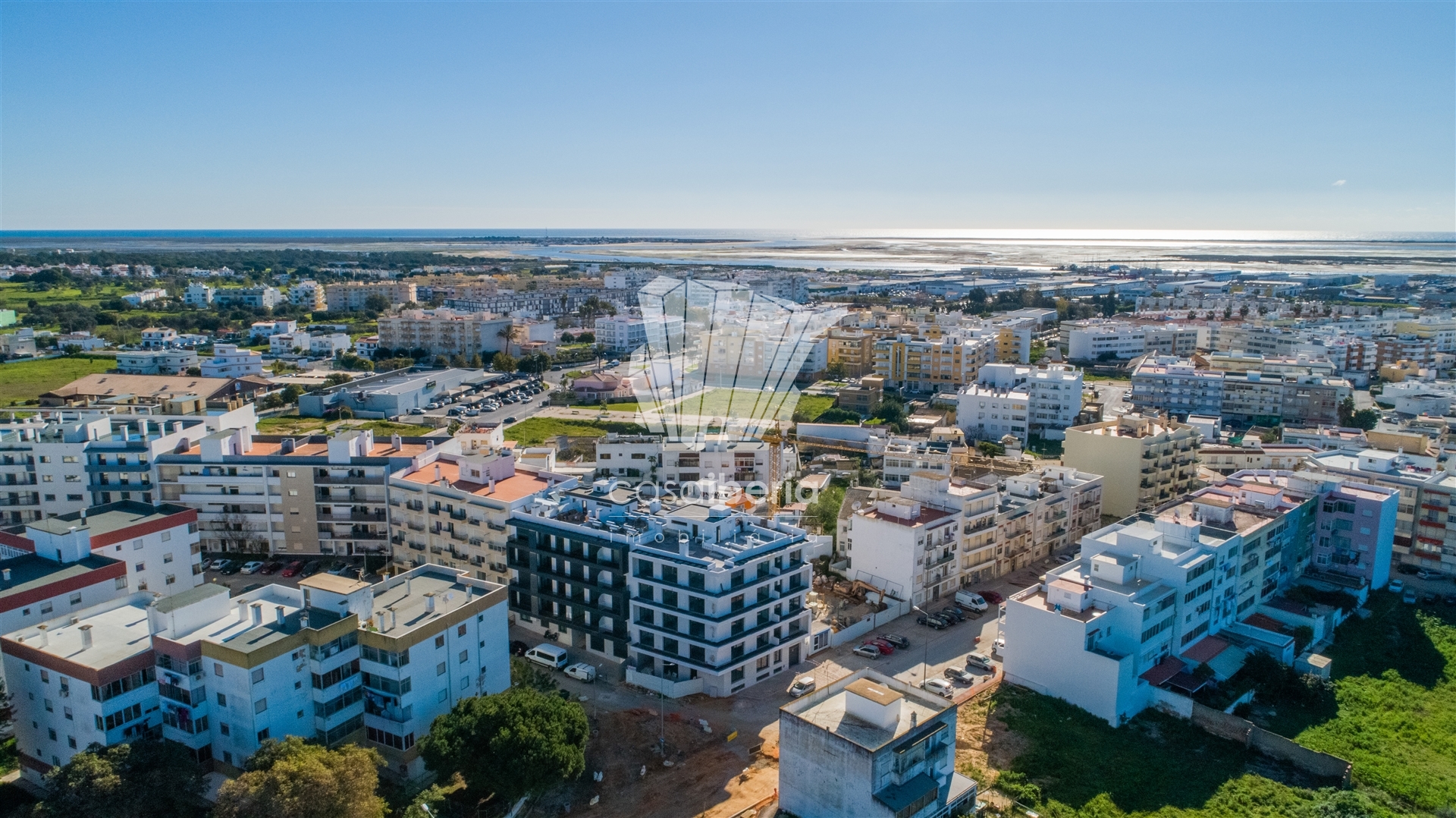 Apartment in Quelfes - view 1