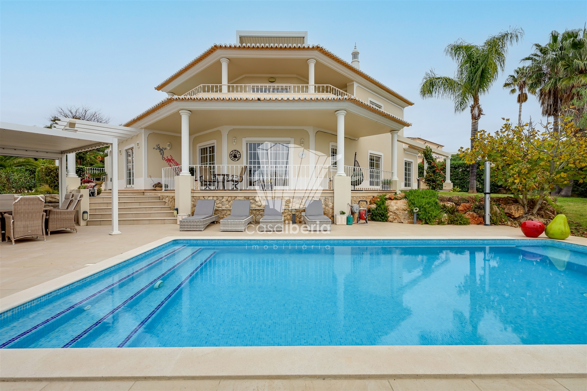 House in Lagoa - view 1