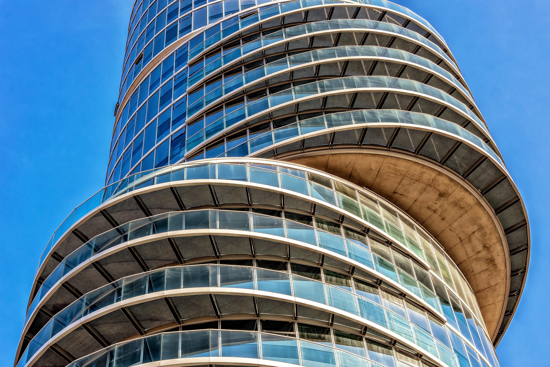 Immobilienmarkt in Portugal auf dem Vormarsch: Investitionen steigen in der ersten Hälfte des Jahres 2025 um 78 %